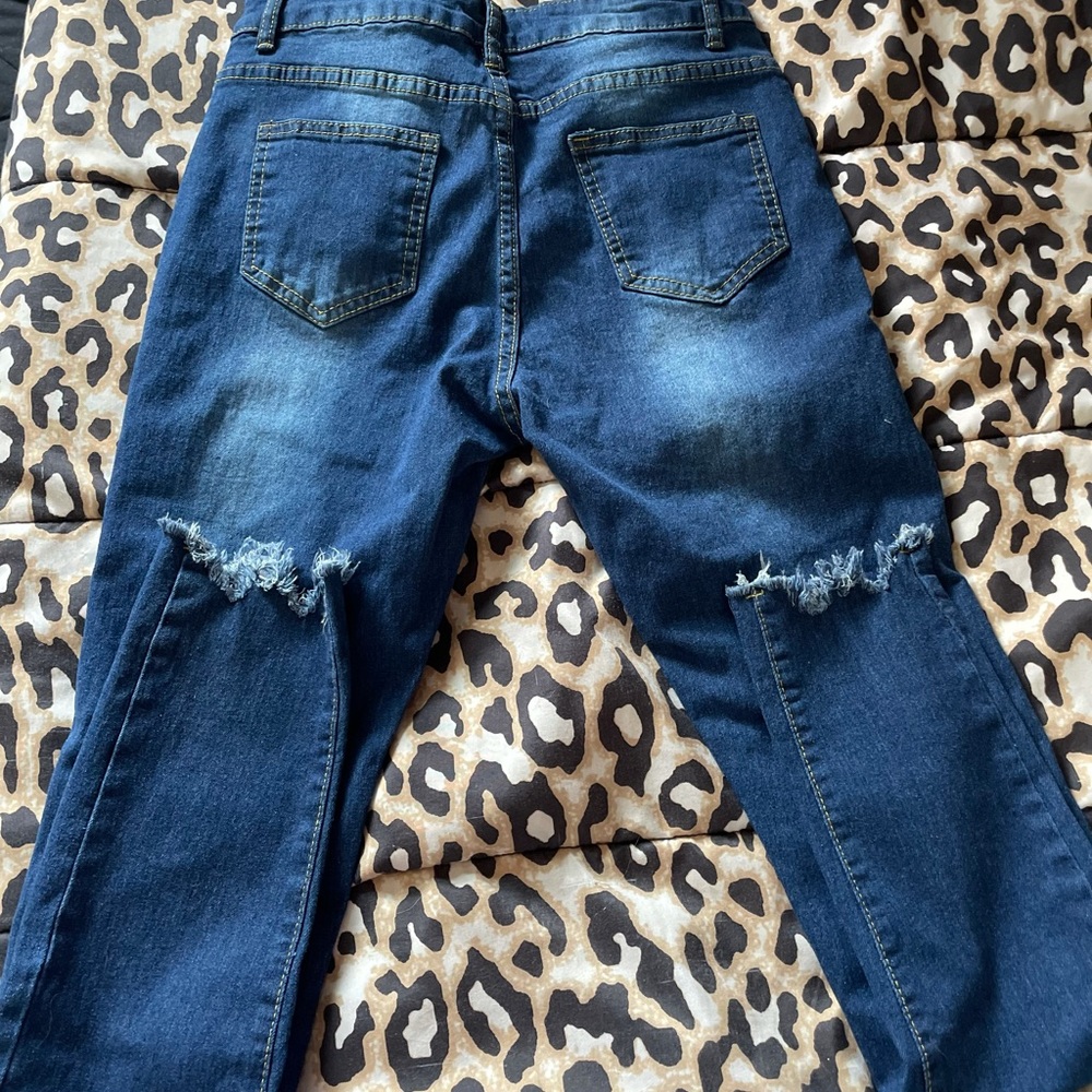 Ripped Jeans 👖